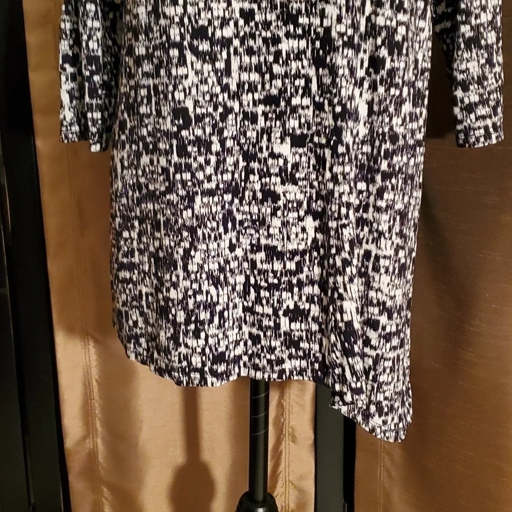 J Jill Blouse Womens Medium Black White Abstract 3/4 Sleeve Top